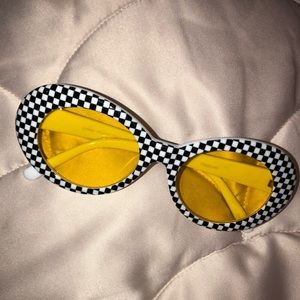 Checkered Clout Goggles